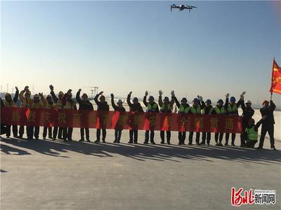 京雄高速公路雄安新区段全幅贯通，智慧交通建设迎来新里程碑